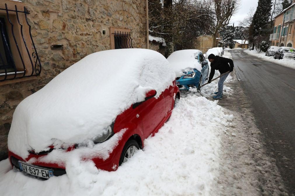 Covid-19: OMS alerta para outono e inverno difíceis na Europa