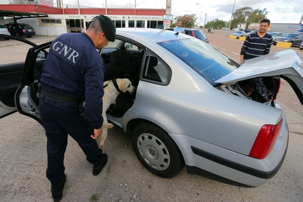 GNR deteve 99 pessoas em flagrante delito no fim de semana