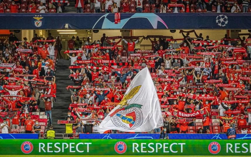 Benfica faz excelente campanha na Liga dos Campeões em grupo com PSG e Juventus