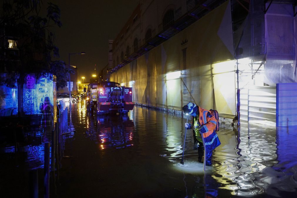 Proteção civil alerta para agravamento do estado do tempo na madrugada do Natal