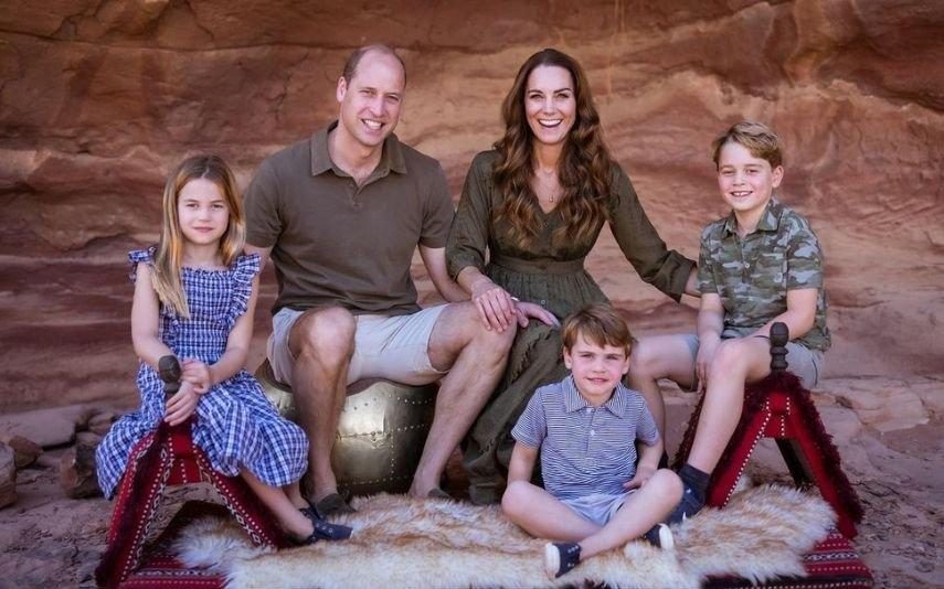 William e Kate  - Preparam filhos mais novos para que não sofram o mesmo que Harry