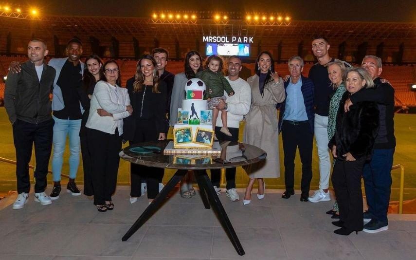 Novo agente de Cristiano Ronaldo surpreendido com festa exclusiva no Al-Nassr