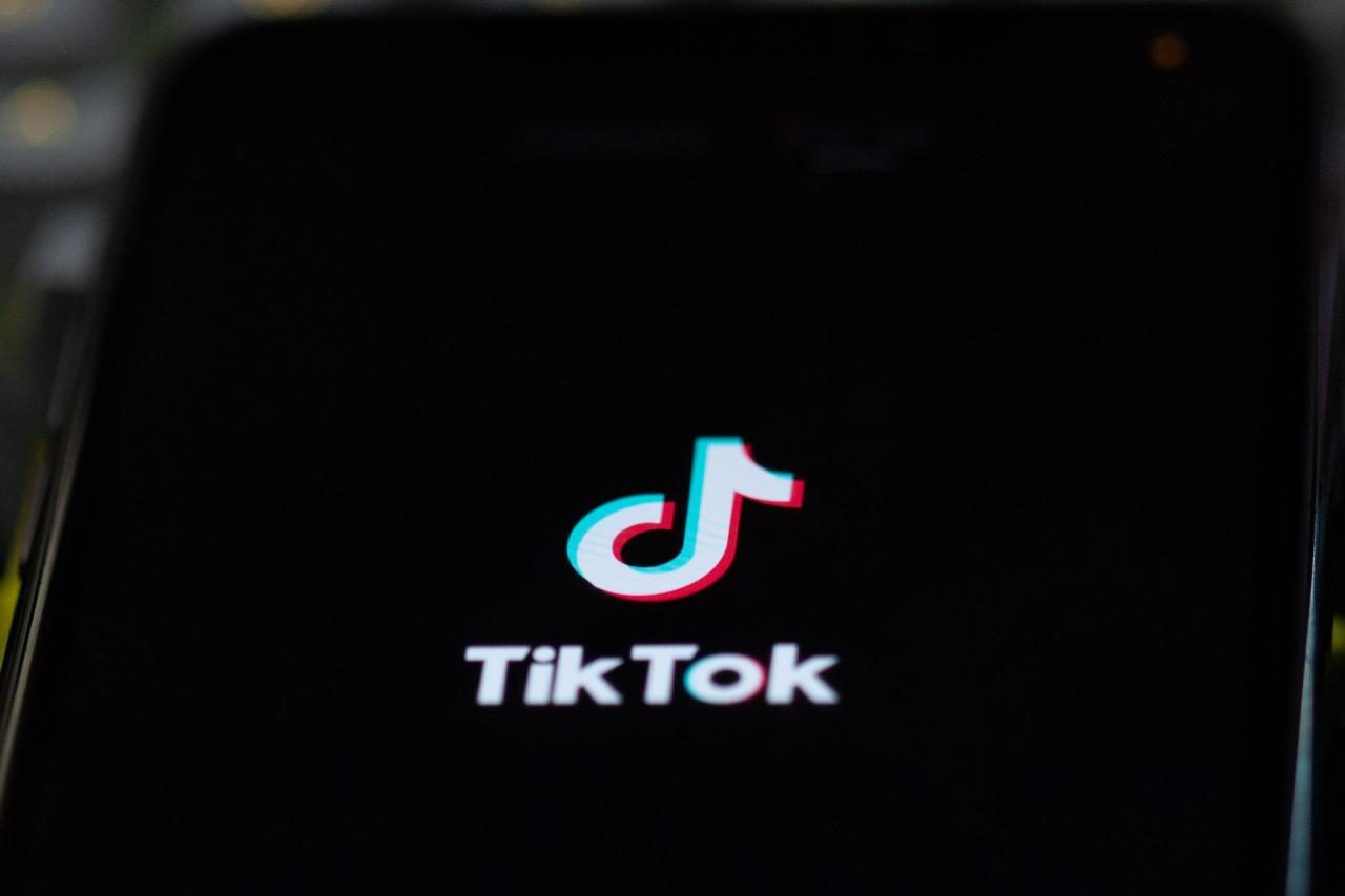 TikTok bloqueia #DesafioBenadryl após morte de criança de 13 anos