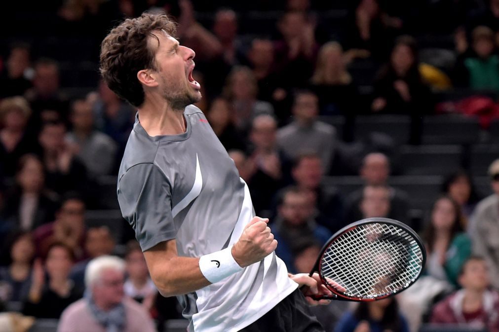 Robin Haase elimina Alexander Zverev do torneio de ténis de Paris