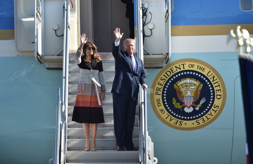 Presidente dos Estados Unidos chega ao Japão, primeira etapa da sua visita à Ásia