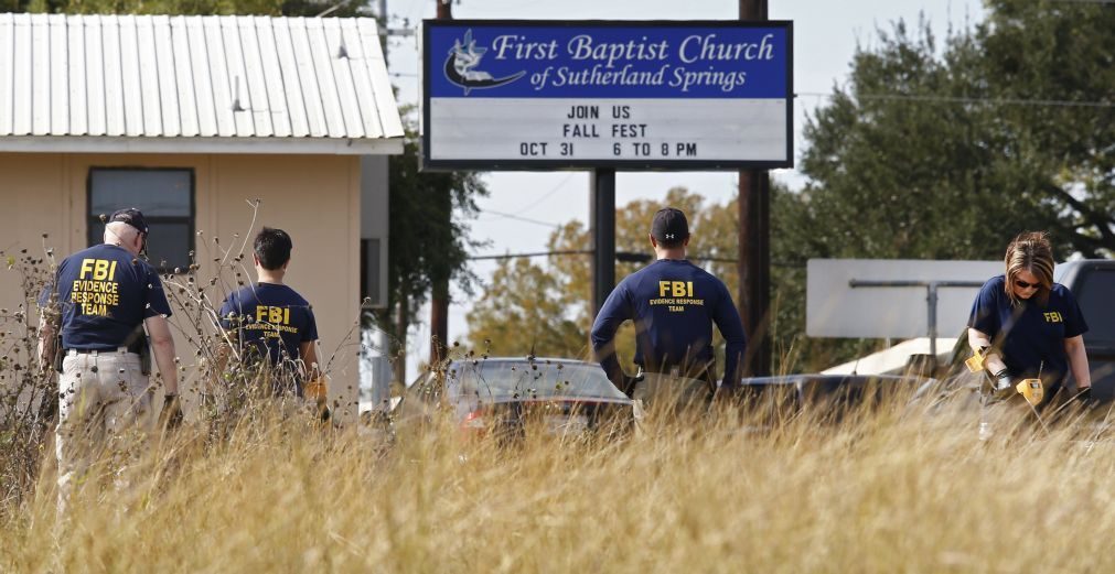 Mais de uma dezena de crianças e uma grávida entre mortos em Sutherland Springs