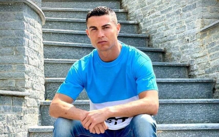 Cristiano Ronaldo Rendido? Craque apanhado com traje tradicional árabe!