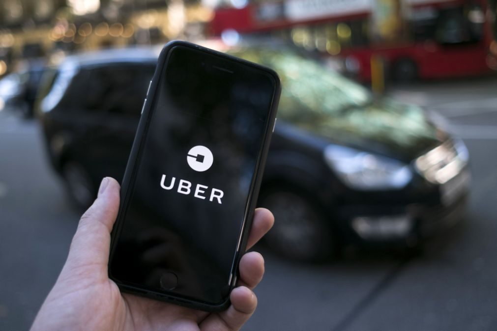 Informação de milhões de clientes da Uber em todo o mundo foi pirateada