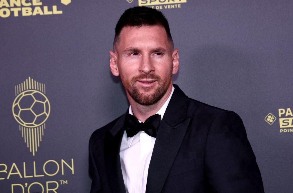 Lionel Messi vence Bola de Ouro pela oitava vez na carreira