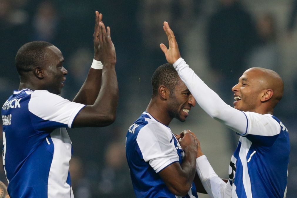 Portistas Brahimi e Aboubakar entre os 11 finalistas a Jogador Africano do Ano