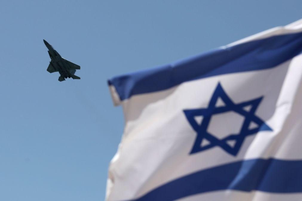 Força aérea de Israel ataca alvos do Hezbollah em resposta a ataques do Líbano