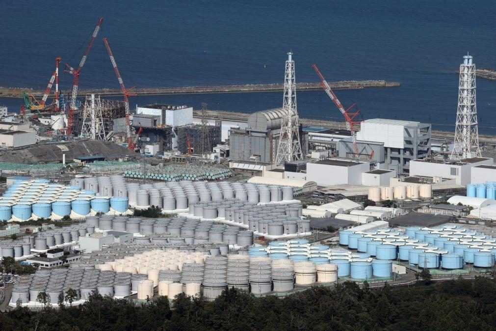 Fuga de 5,5 toneladas de água radioativa no interior da central de Fukushima