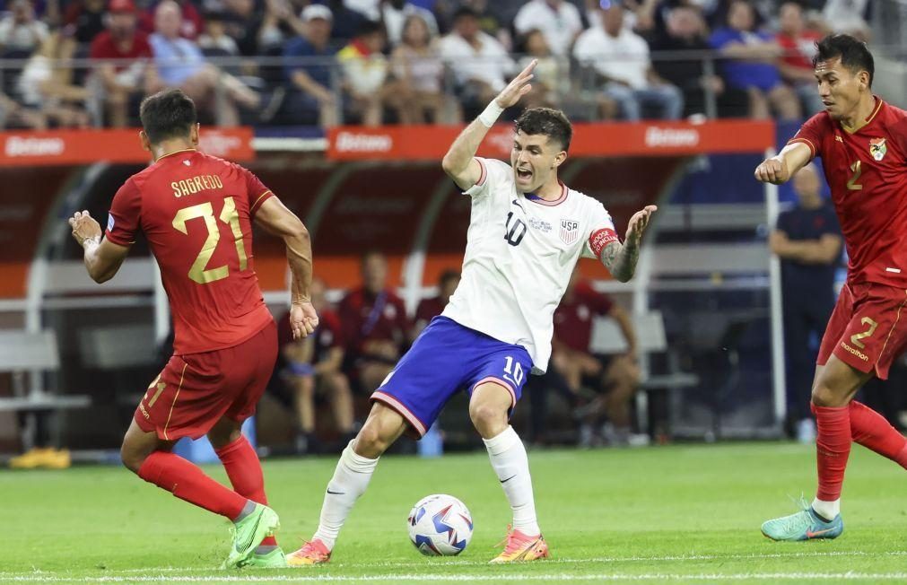 Anfitriões Estados Unidos dominam Bolívia na estreia na Copa América