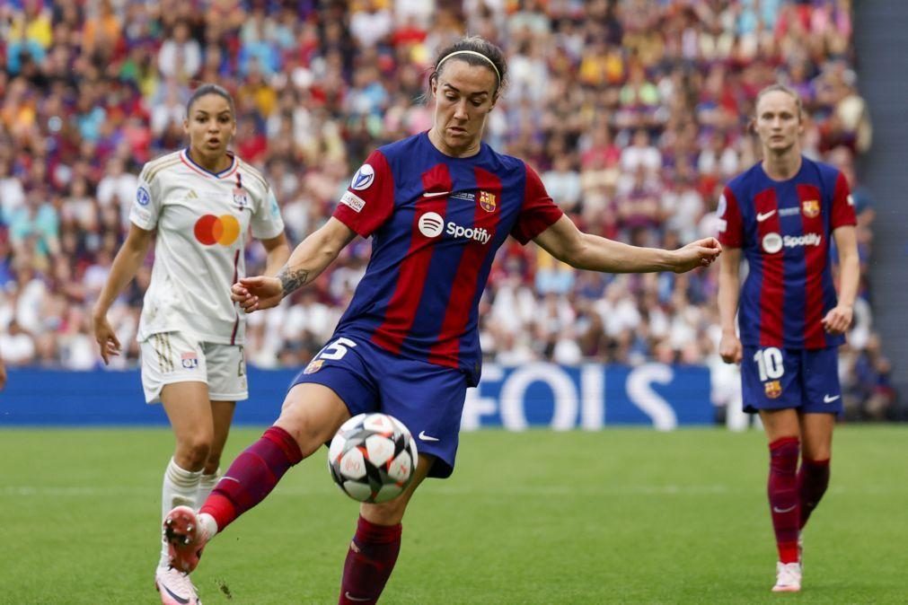 Futebolista Lucy Bronze regressa a Inglaterra para jogar no Chelsea