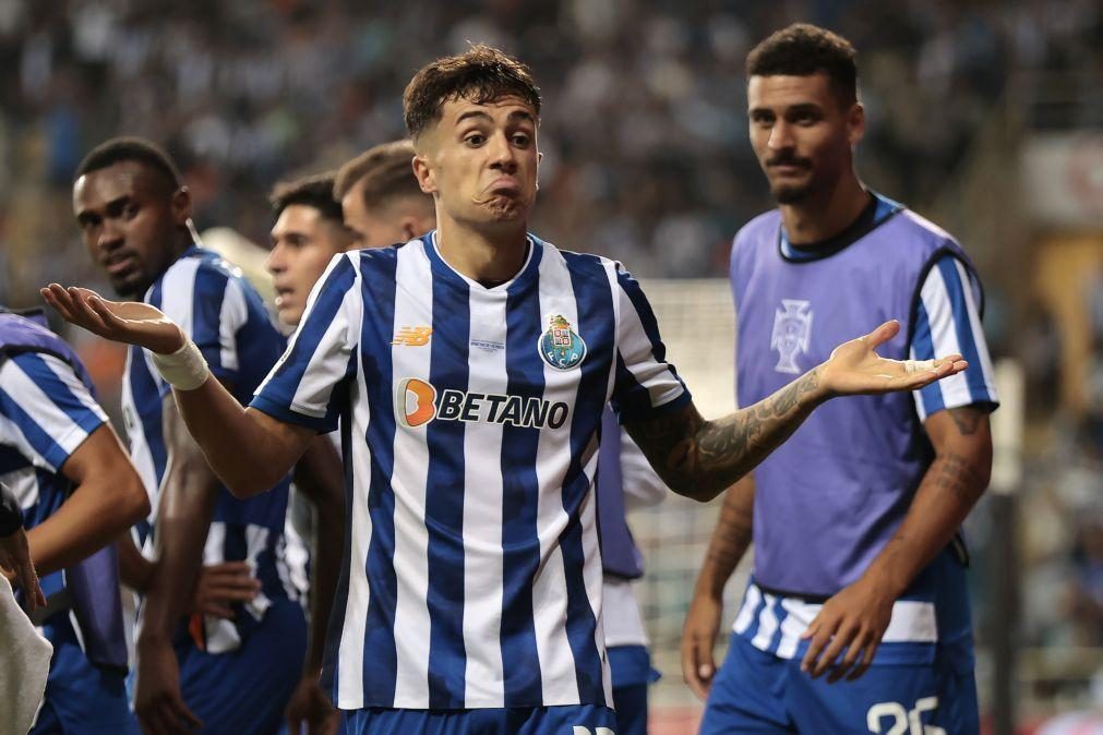 FC Porto conquista Supertaça após recuperar desvantagem de três golos frente ao Sporting