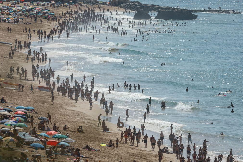 Oito distritos sob aviso amarelo devido a tempo quente até quarta-feira