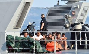 Guarda costeira grega resgata 75 migrantes em Pylos