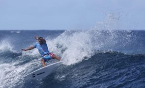 Kauli Vaast e Caroline Marks campeões olímpicos de surf em Paris2024