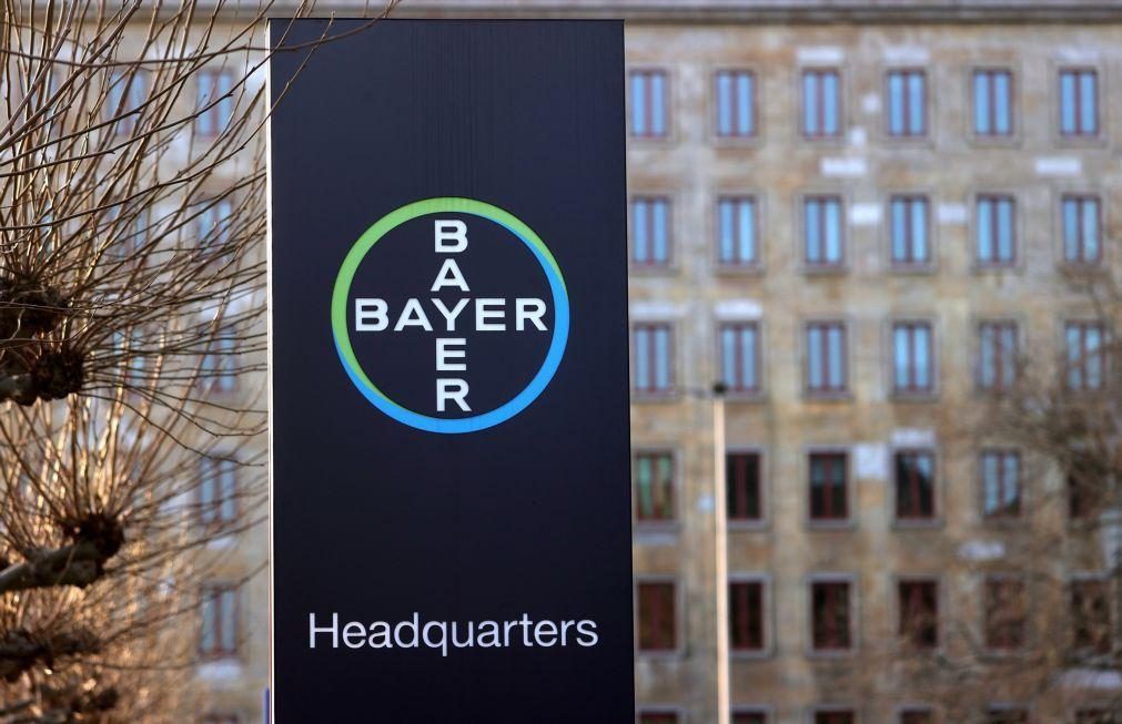 Alemã Bayer corta 3.200 postos de trabalho no 1.º semestre