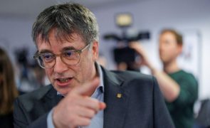 Puigdemont regressou hoje a Espanha e arrisca detenção