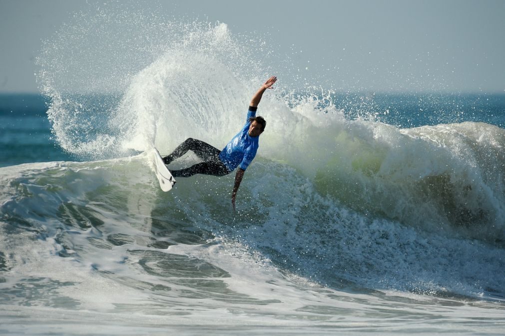 Frederico Morais eliminado na segunda ronda do Billabong Pipe Masters