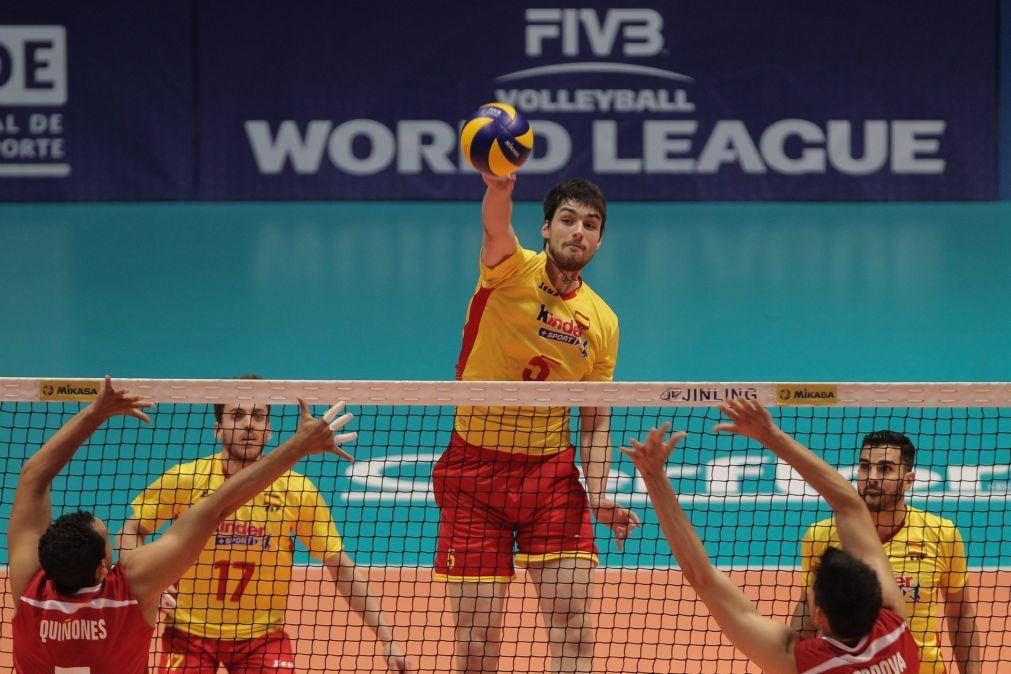 Central espanhol Alejandro Vigil é reforço do voleibol do Sporting