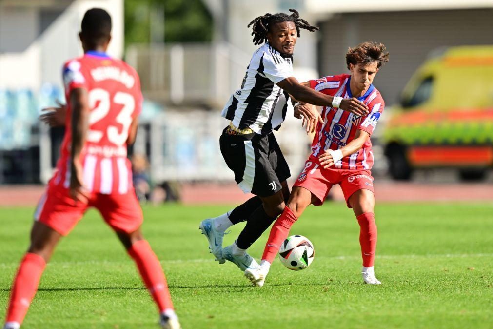 João Félix marca pelo Atlético de Madrid em particular com a Juventus