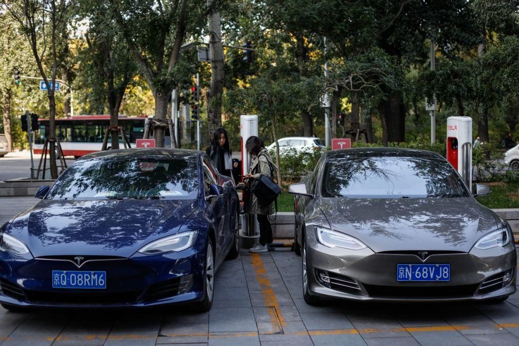 China soma mais de 10 milhões de pontos de carregamento para veículos elétricos