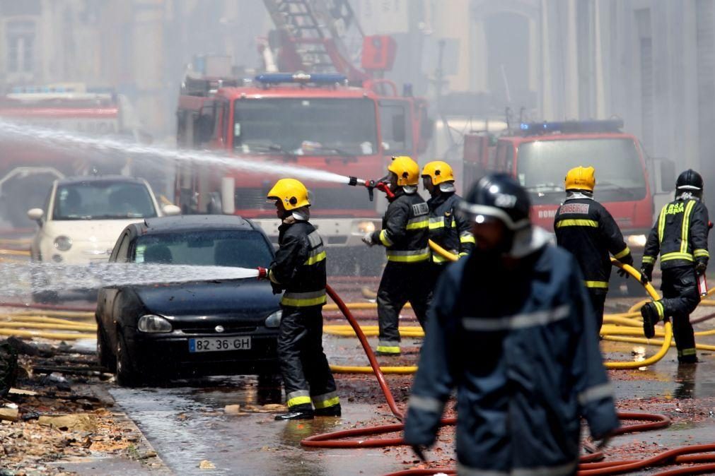 Fogo no Prior Velho agrava-se e mobiliza 108 bombeiros e 39 veículos