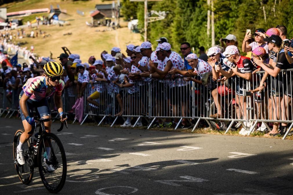 Katarzyna Niewiadoma segura liderança da Volta a França feminina no penúltimo dia