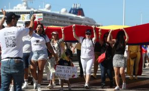 Manifestações juntam venezuelanos pelo mundo contra resultados eleitorais