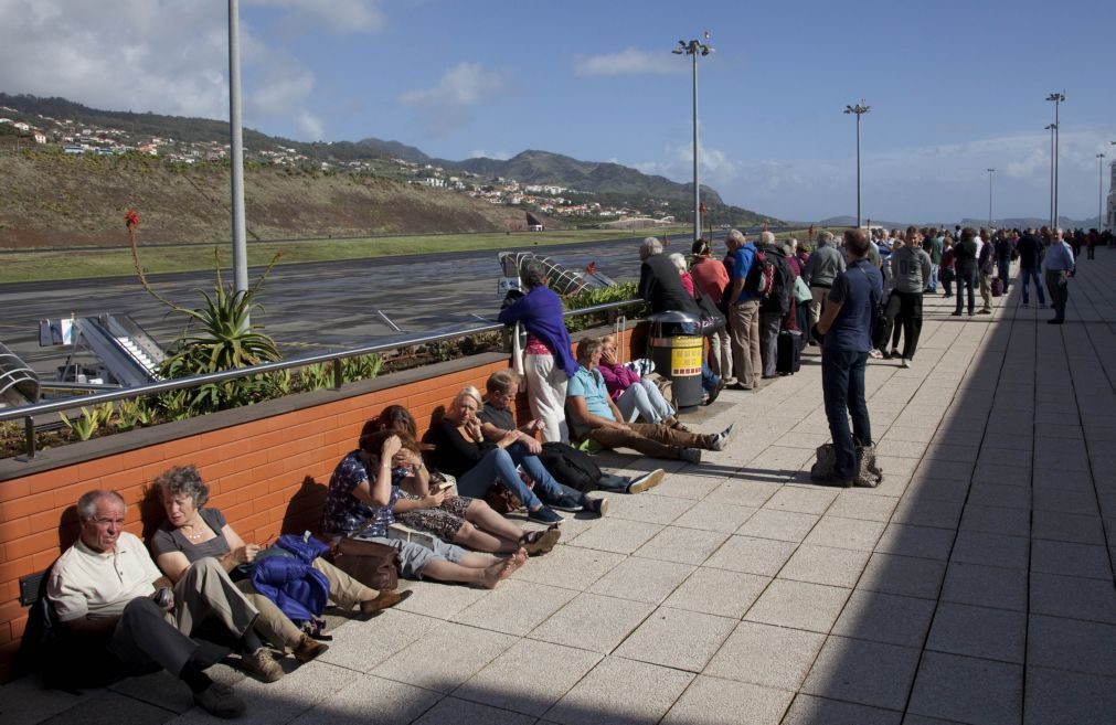 Vento continua a condicionar movimento no Aeroporto da Madeira