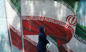 Guarda Revolucionária iraniana admite adiamento da retaliação contra Israel