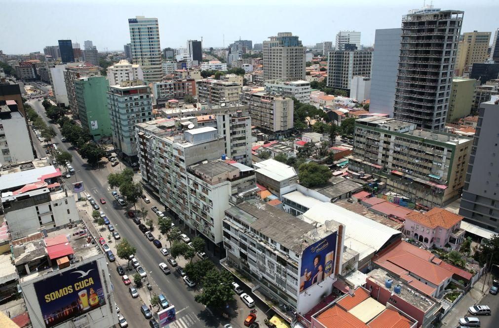 Explosão de granada mata três crianças e fere outras seis em Luanda