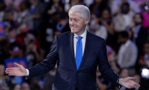 Bill Clinton pede a norte-americanos eleição de Kamala, 