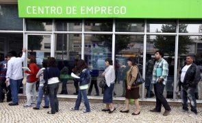 Taxa de desemprego desce para 6,2% em julho