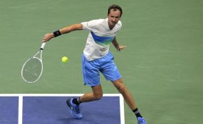 Medvedev vence Cobolli e vai defrontar Nuno Borges nos oitavos do US Open