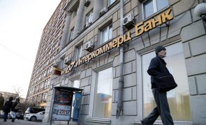 Banco Central da Rússia sobe taxa de juro para 19%