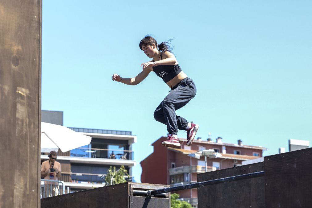 Saltos mortais e piruetas várias na Taça do Mundo de Parkour