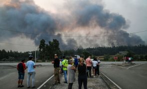 Mais de 5.500 operacionais combatiam 140 fogos às 03:30