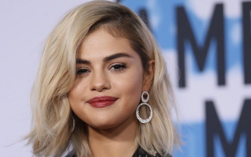 Lúpus: desmistificar a doença que afeta Selena Gomez