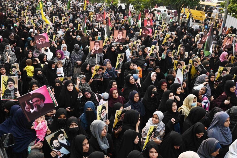 Milhares saem à rua no Paquistão contra assassinato do líder do Hezbollah