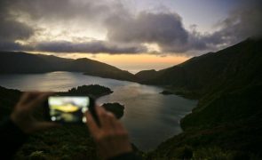 Lagoa do Fogo nos Açores visitada entre junho e setembro por 52 mil pessoas via 'shuttle'