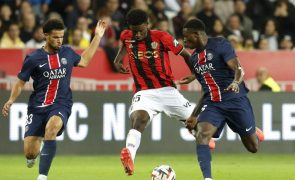 PSG 'tropeça' em Nice e deixa liderança isolada em França para Mónaco