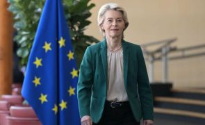 Von der Leyen questiona se Hungria culpa húngaros por invasão soviética