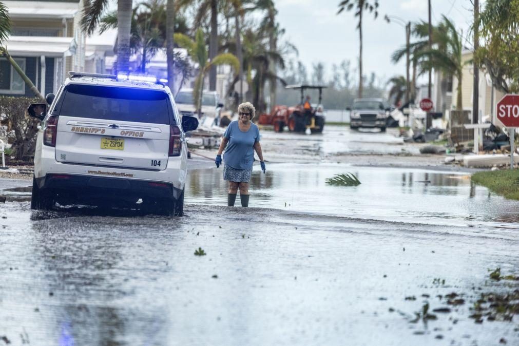 Sobe para 10 número de mortos em tornados e furacão Milton na Florida