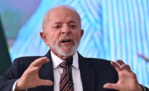 Lula cancela viagem à Rússia para cimeira dos BRICS após acidente e participa por videoconferência