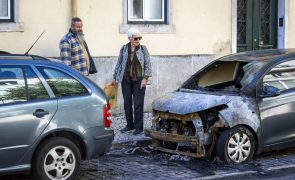 Um detido e cerca de 10 viaturas incendiadas em Benfica