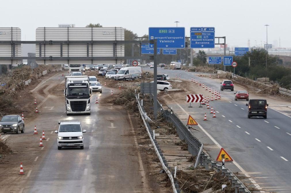 Número de mortes em inundações em Espanha sobre para 205