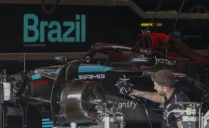 Qualificação para o GP do Brasil de Fórmula 1 adiada para domingo devido à chuva